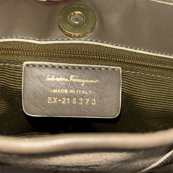 Salvatore Ferragamo Gancini Logo Leather Trim Khaki Tote Handbag,EUC, - Picture 10 of 12